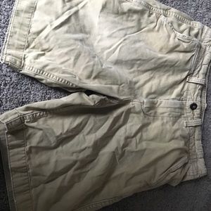 Men’s American eagle cargo shorts 32